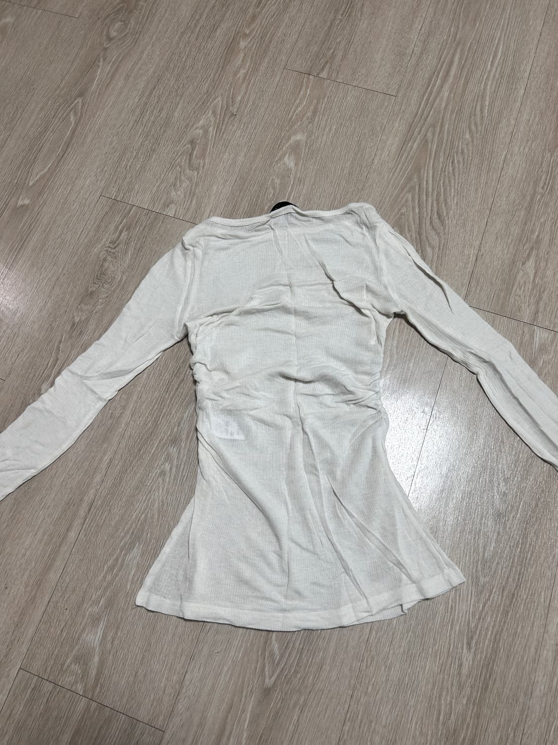 에트오소메 셔링 오프숄더 롱 슬리브 탑(아이보리) 상품이미지3