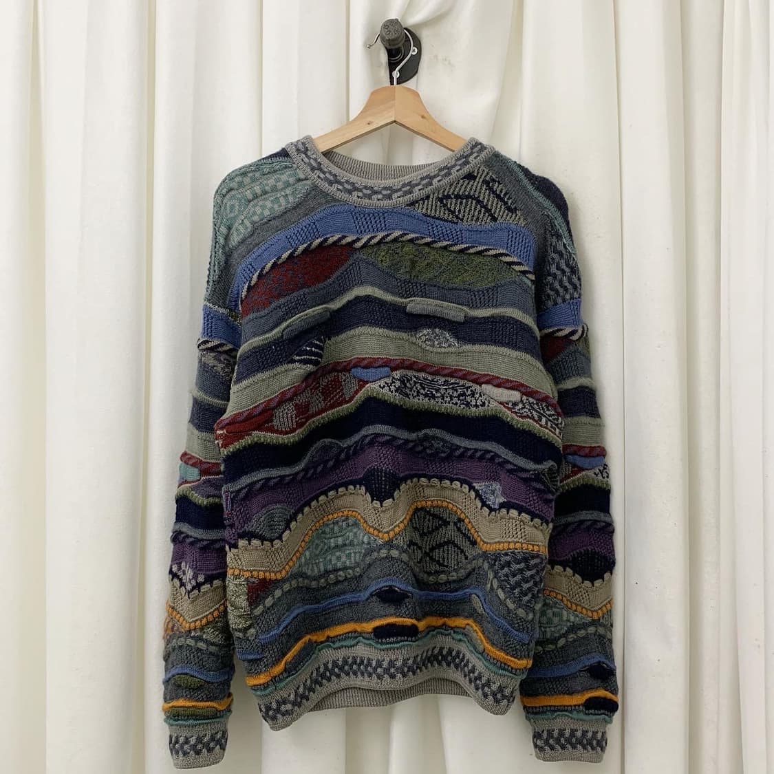 쿠지 멀티컬러 케이블 라운드 니트 상품이미지1