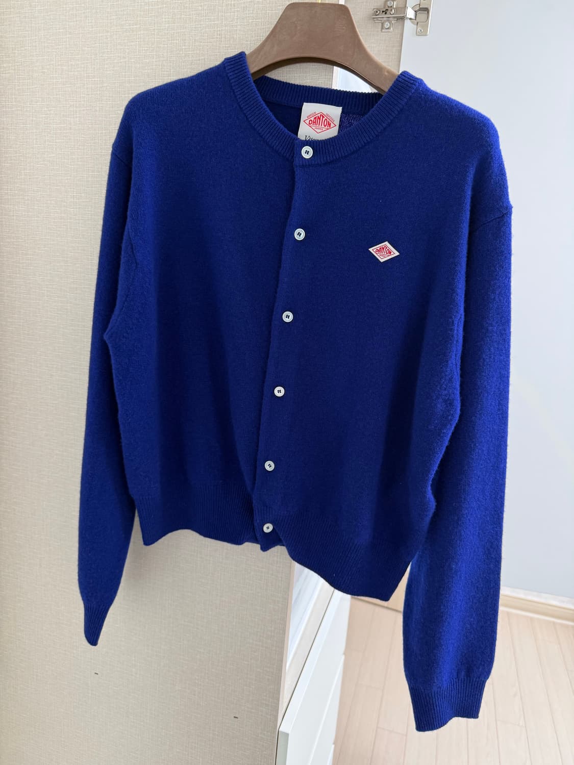 단톤 크루넥 가디건 상품이미지1