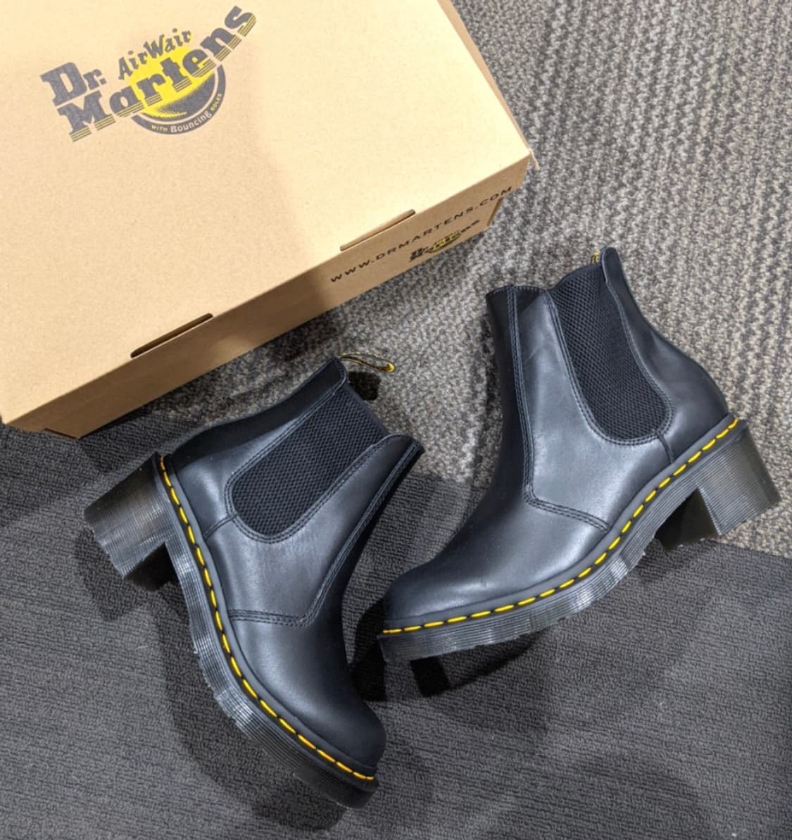 닥터마틴 첼시 부츠 굽5cm 245-250 상품이미지1