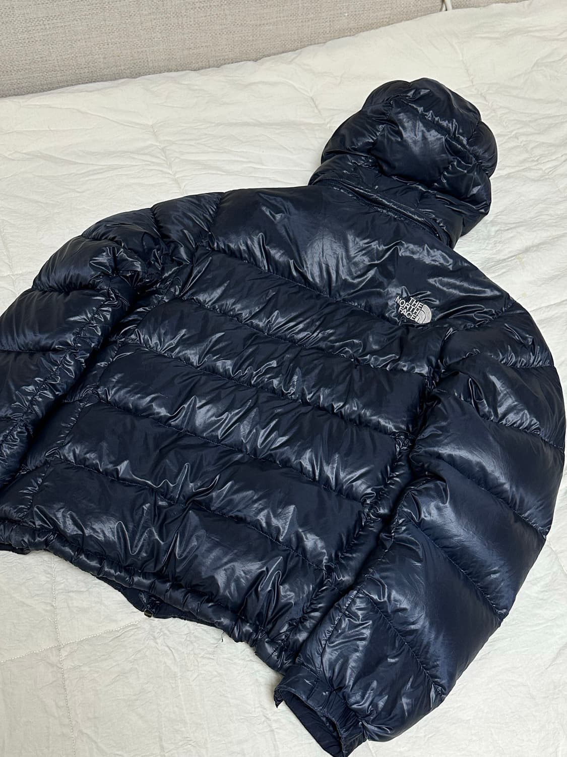 노스페이스 700 구스다운 경량패딩 네이비 90 스몰여성 상품이미지3