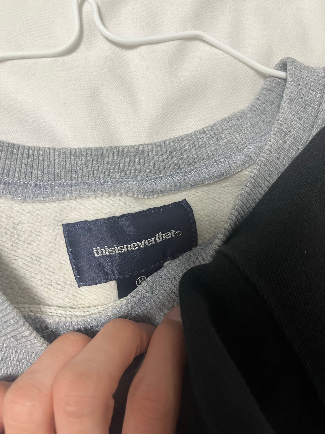 디스이즈네버댓 맨투맨 상품이미지2