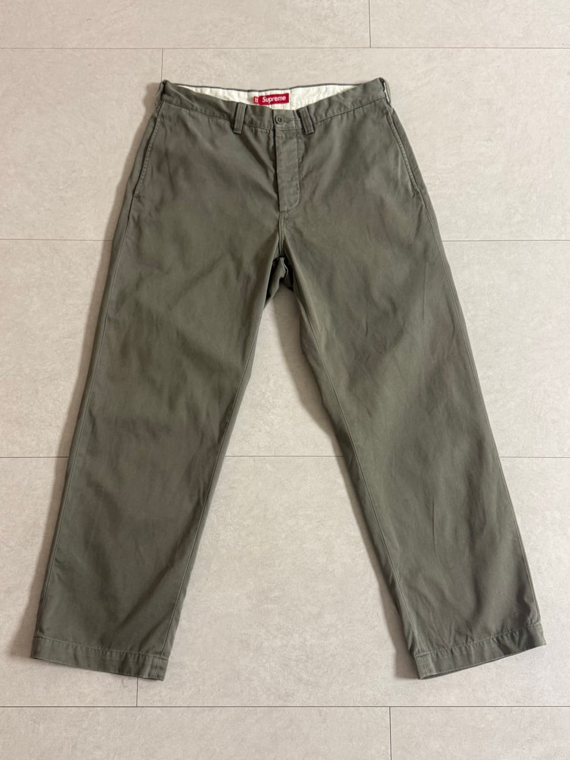 (32) 슈프림 핀업걸 치노팬츠 올리브 상품이미지2