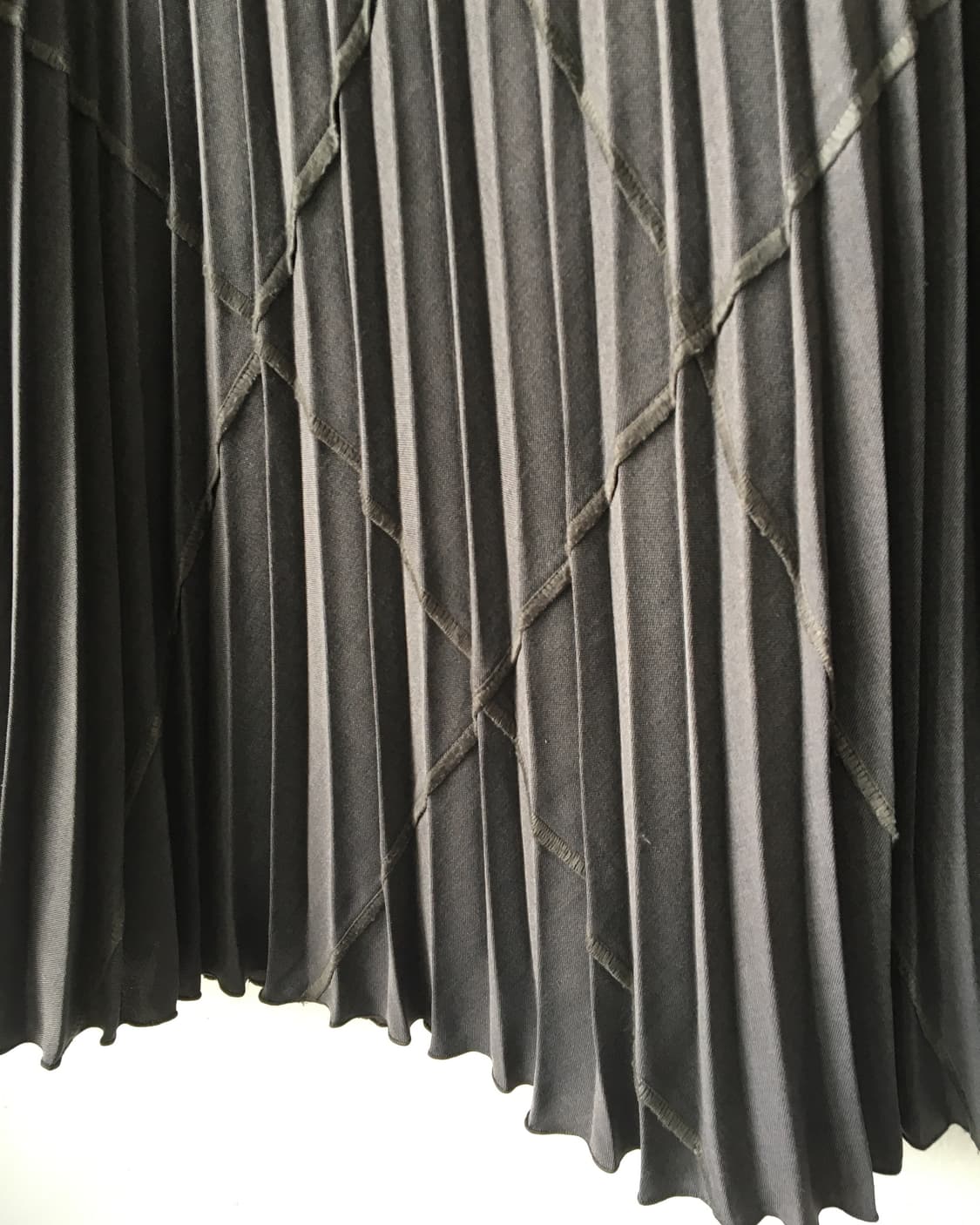 Line detail pleats skirt 상품이미지2