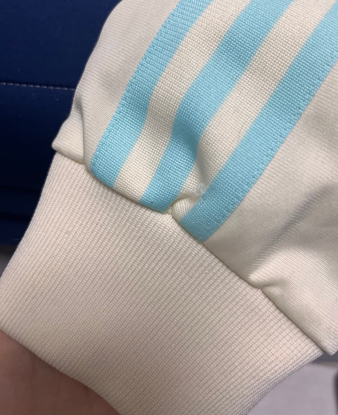 아디다스 크림 연하늘 져지 상품이미지6