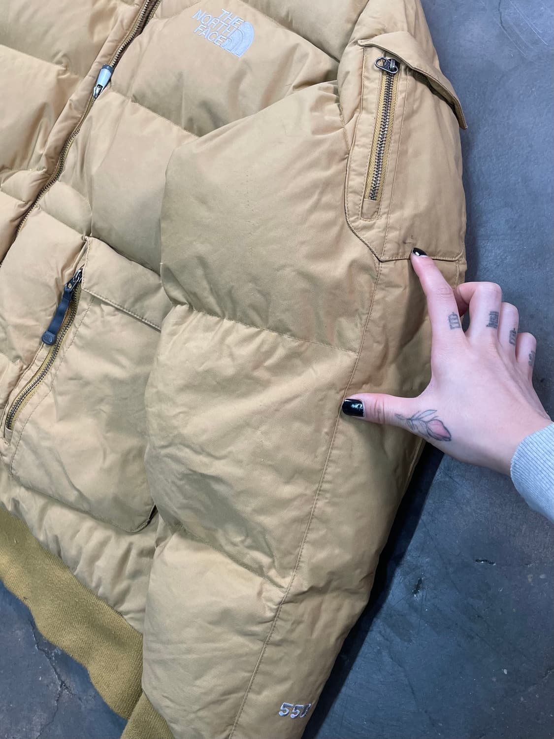 노스페이스 550 고담 퍼 후드 패딩 상품이미지5