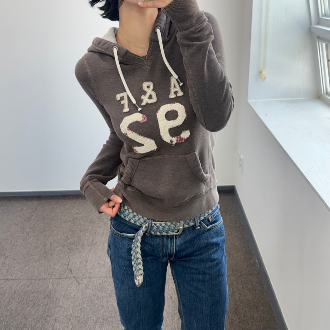 Abercrombie 아베크롬비 체크 포인트 로고 브라운 후드티 상품이미지2