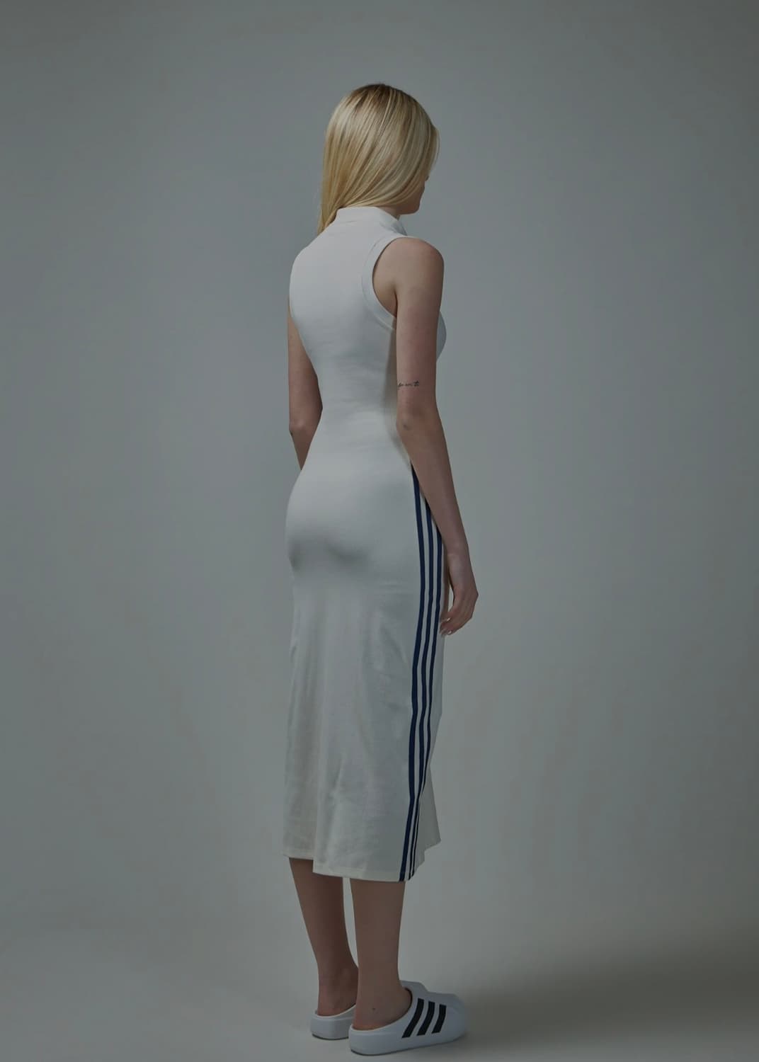 아디다스(Adidas)의 오리지널 립 드레스(Originals Rib 상품이미지4
