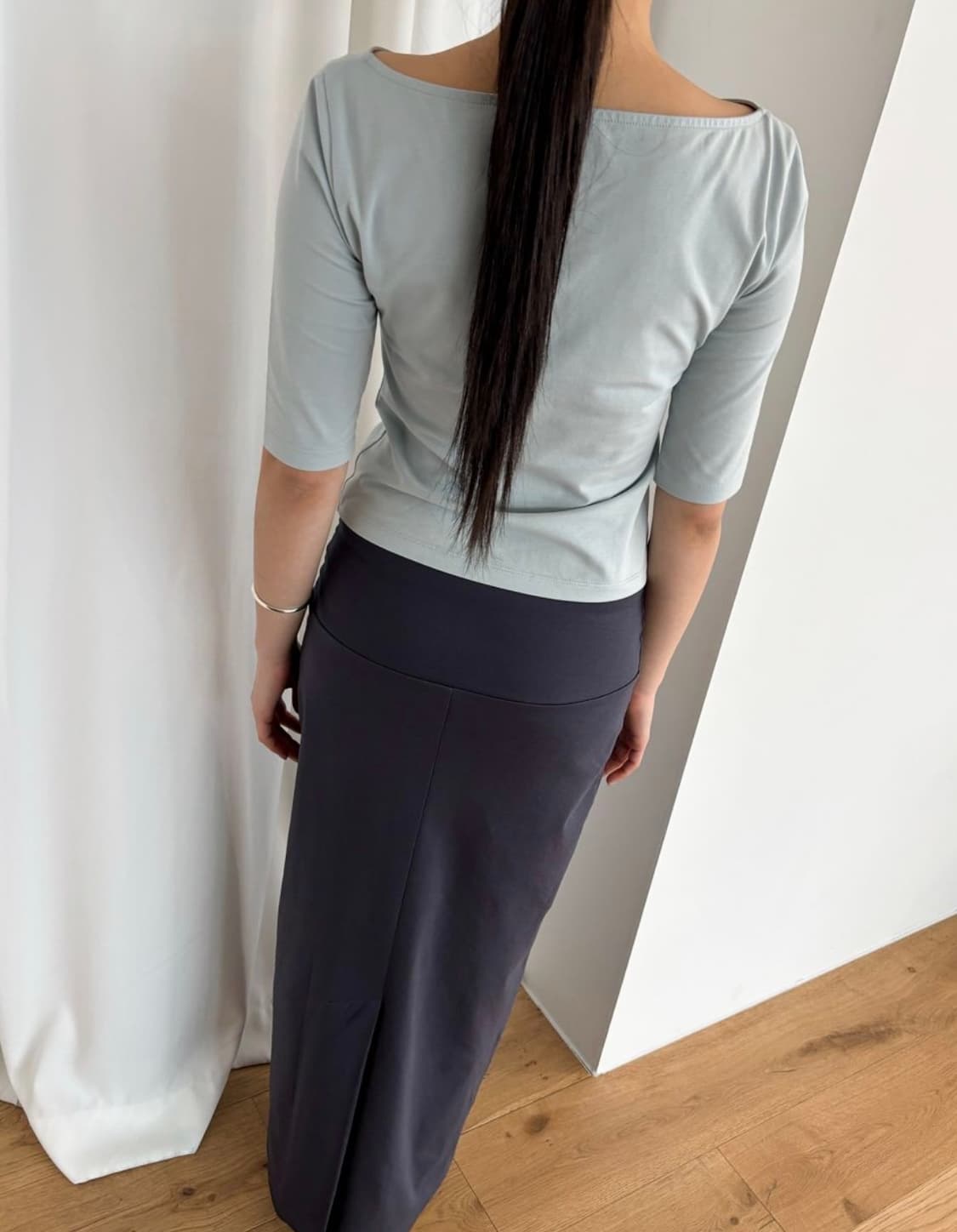 브리즈아카이브 Straight Long Skirt(maxi) - navy 상품이미지3