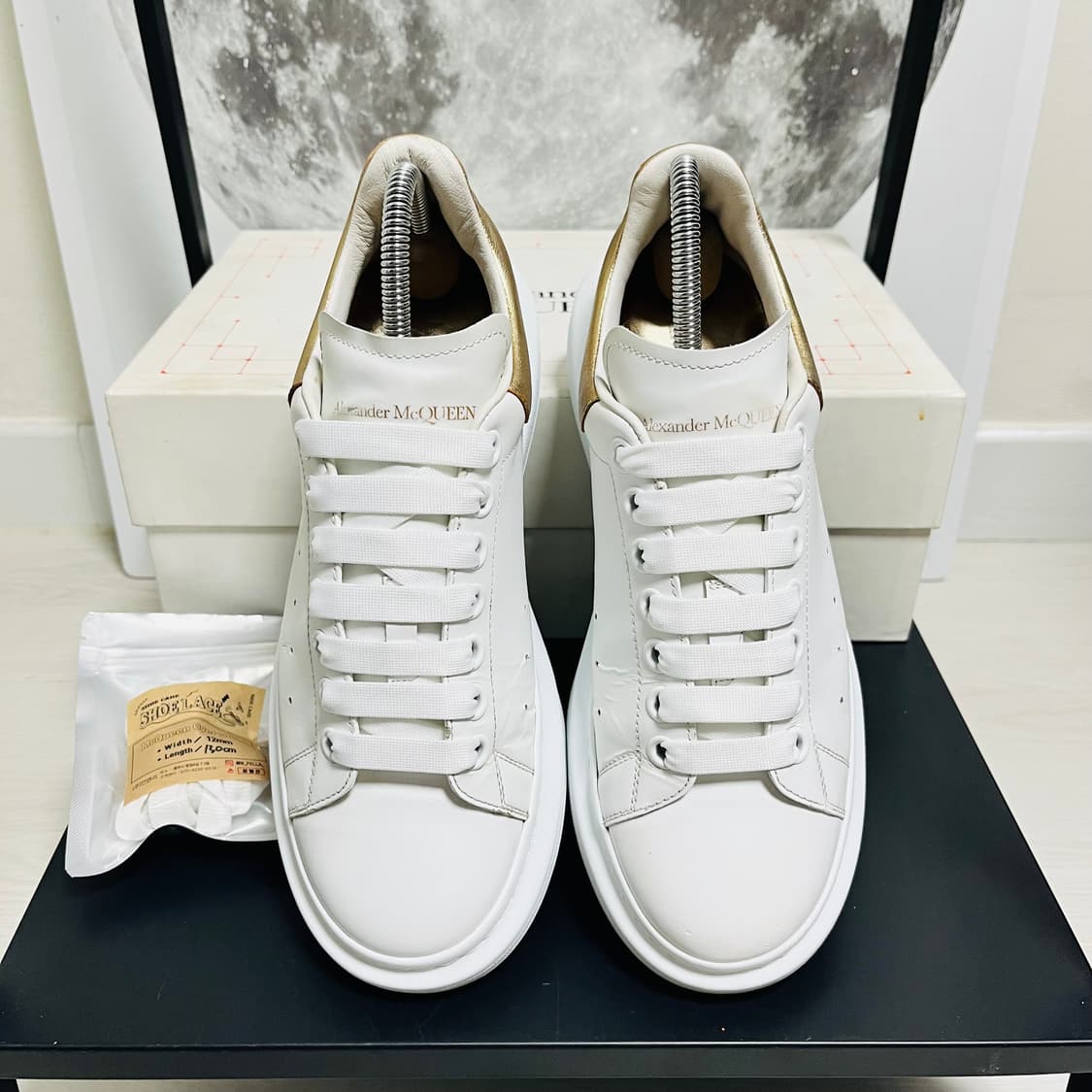 정품 40) 알렉산더 맥퀸 골드 오버솔 스니커즈 255~260 상품이미지3