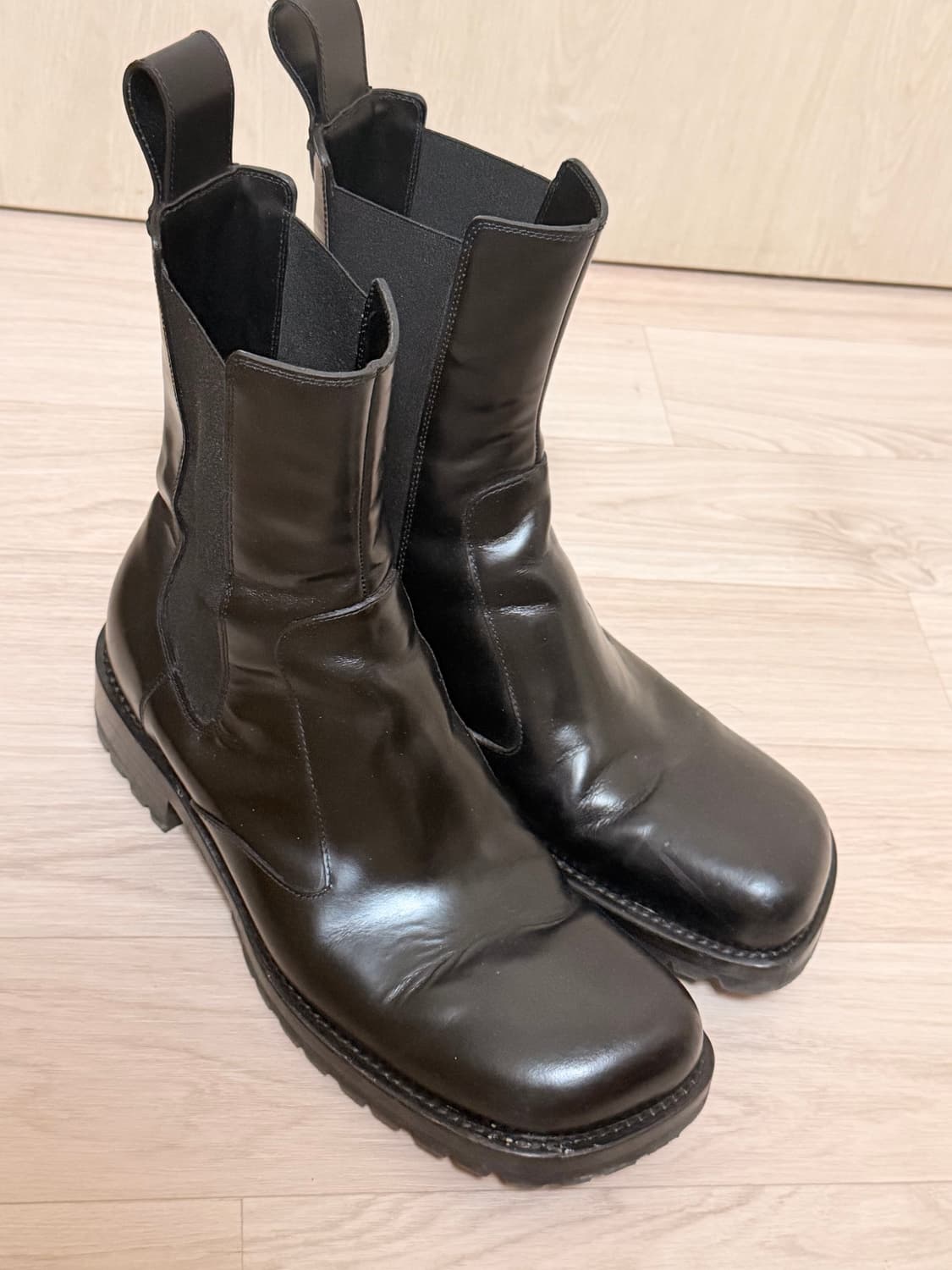 드리스반노튼 21FW 스퀘어토 부츠 상품이미지2