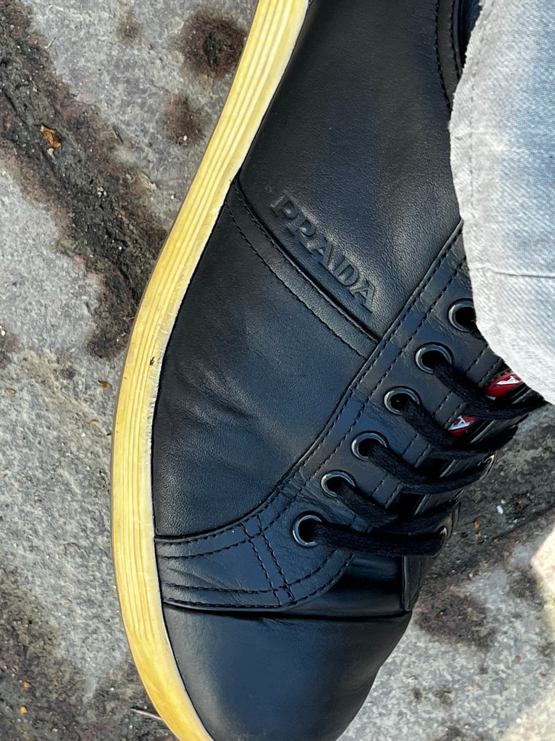 프라다 스니커즈 상품이미지2