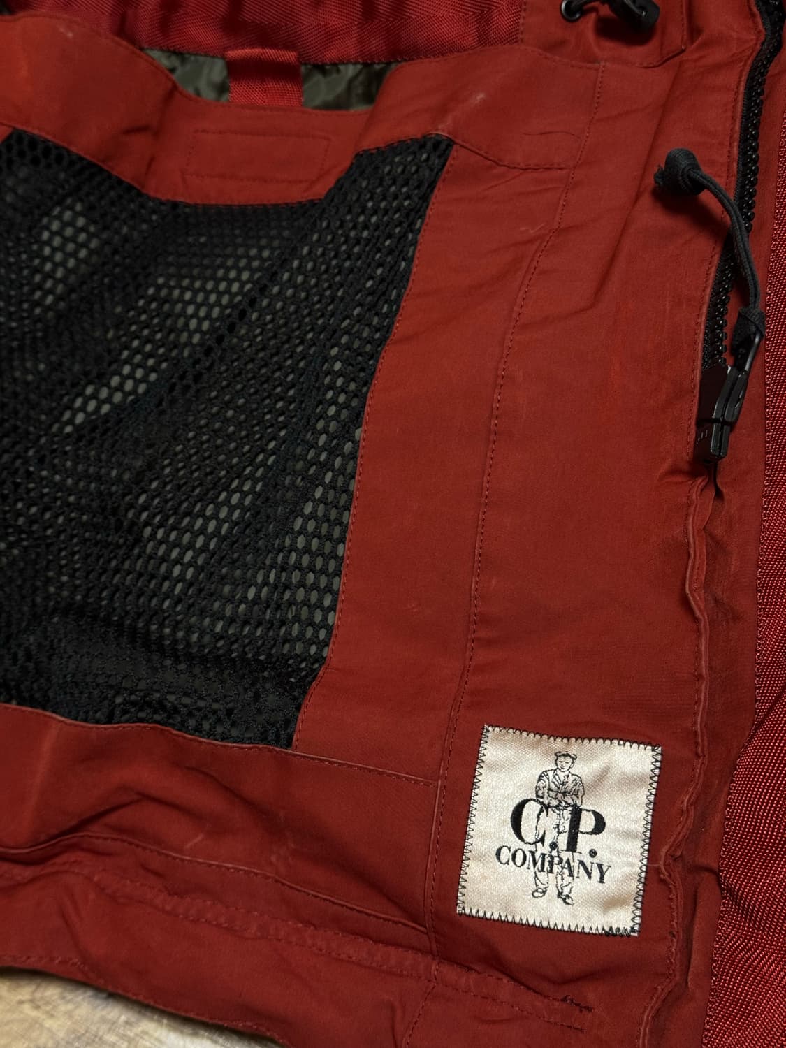 (105) CP컴퍼니 고글렌즈 덕다운 패딩 상품이미지4