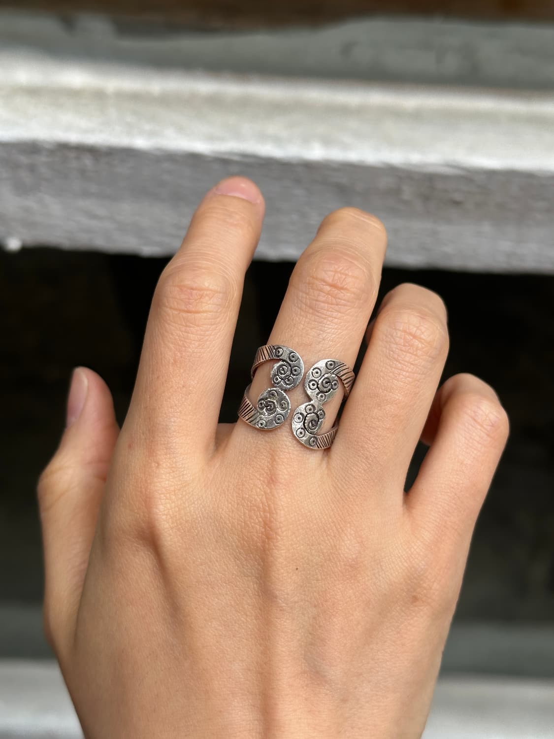 Ethnic Tribal Spiral Engraved Wrap Karen 상품이미지2