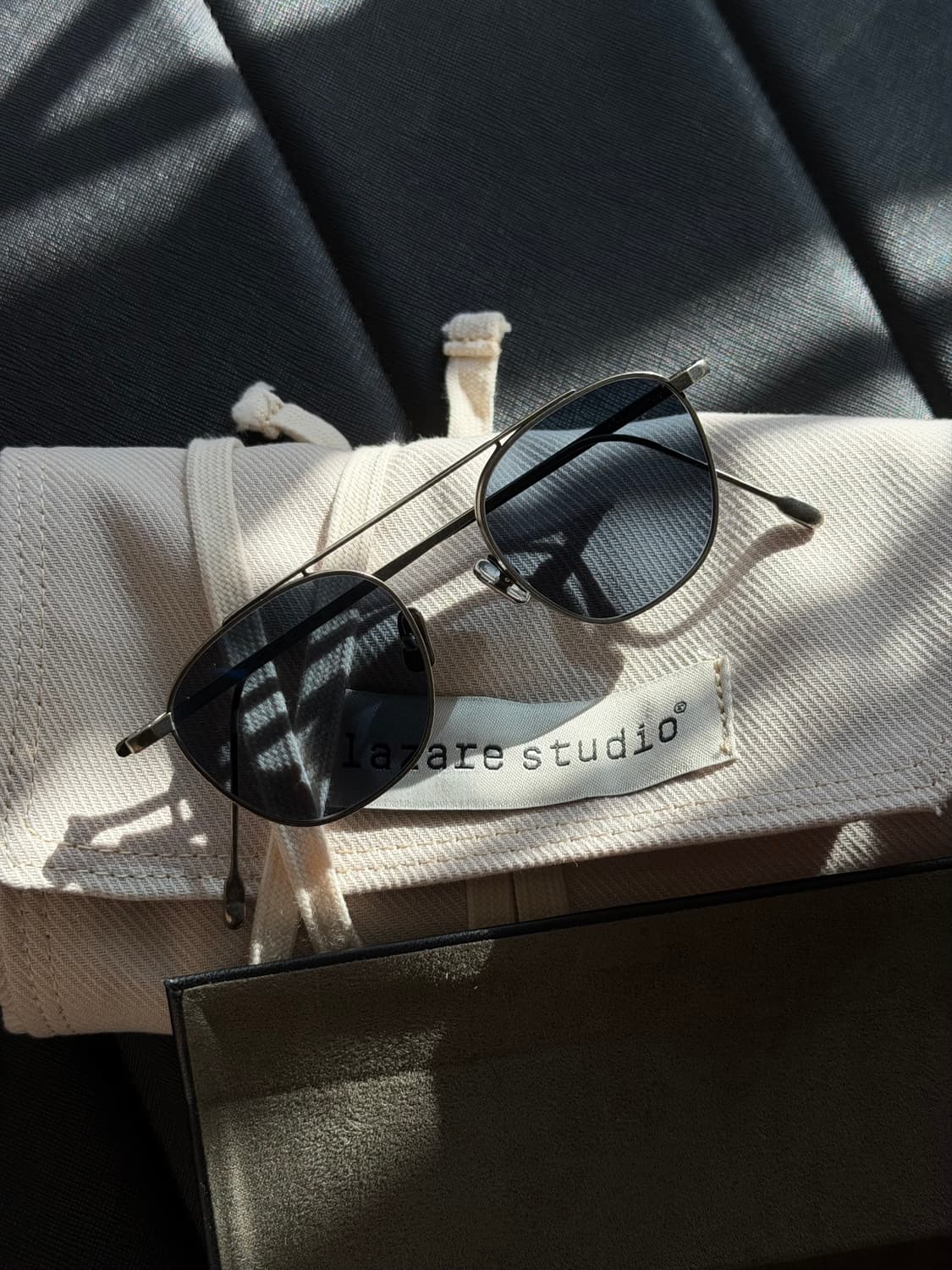 라자르 스튜디오 newton 뉴턴 와비사비 47사이즈 상품이미지1