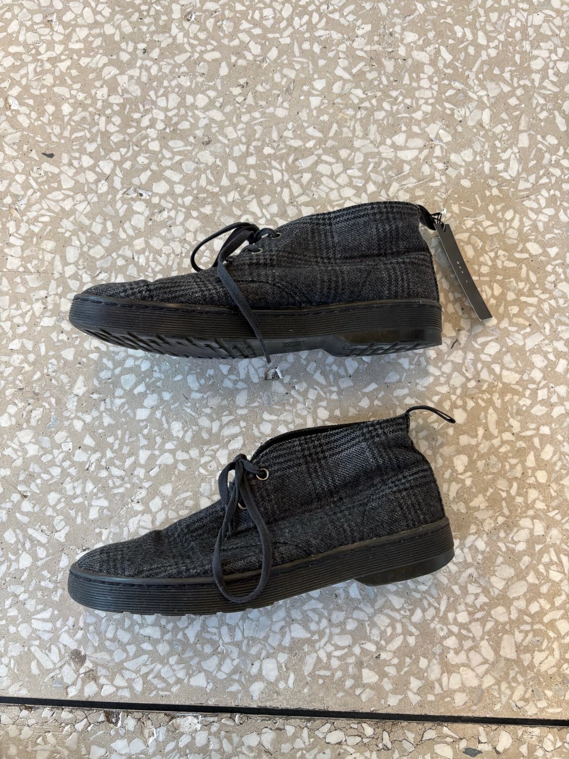 Dr.Martens check shoes 상품이미지2