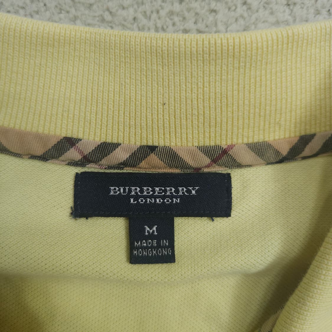 정품 버버리 카라티 M 상품이미지3