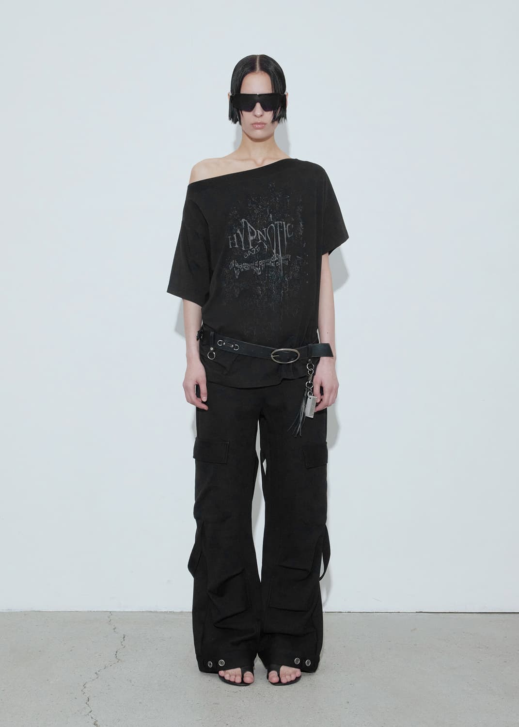 HYPNOTIC BOATNECK T BLACK 상품이미지1
