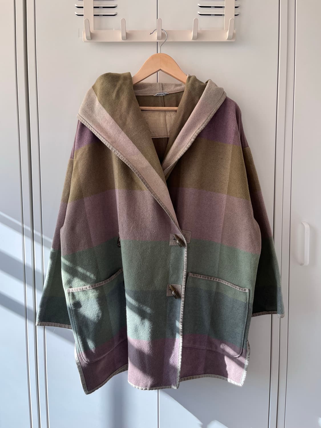 Vintage  후드 케이프형 투버튼 더플 코트 상품이미지1