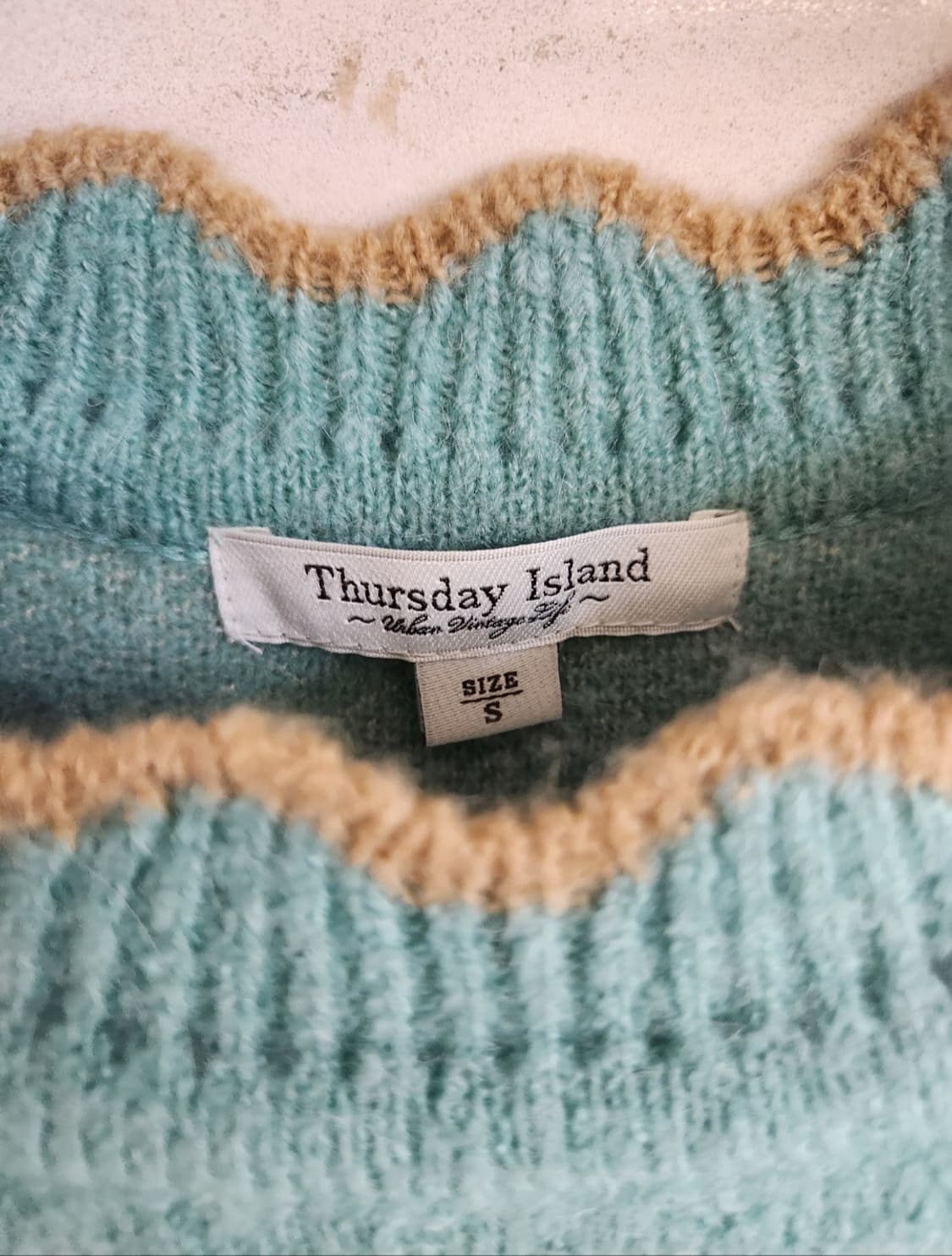 (민트색상 판매) 써스데이아일랜드 모헤어 니트베스트 S사이즈 상품이미지8