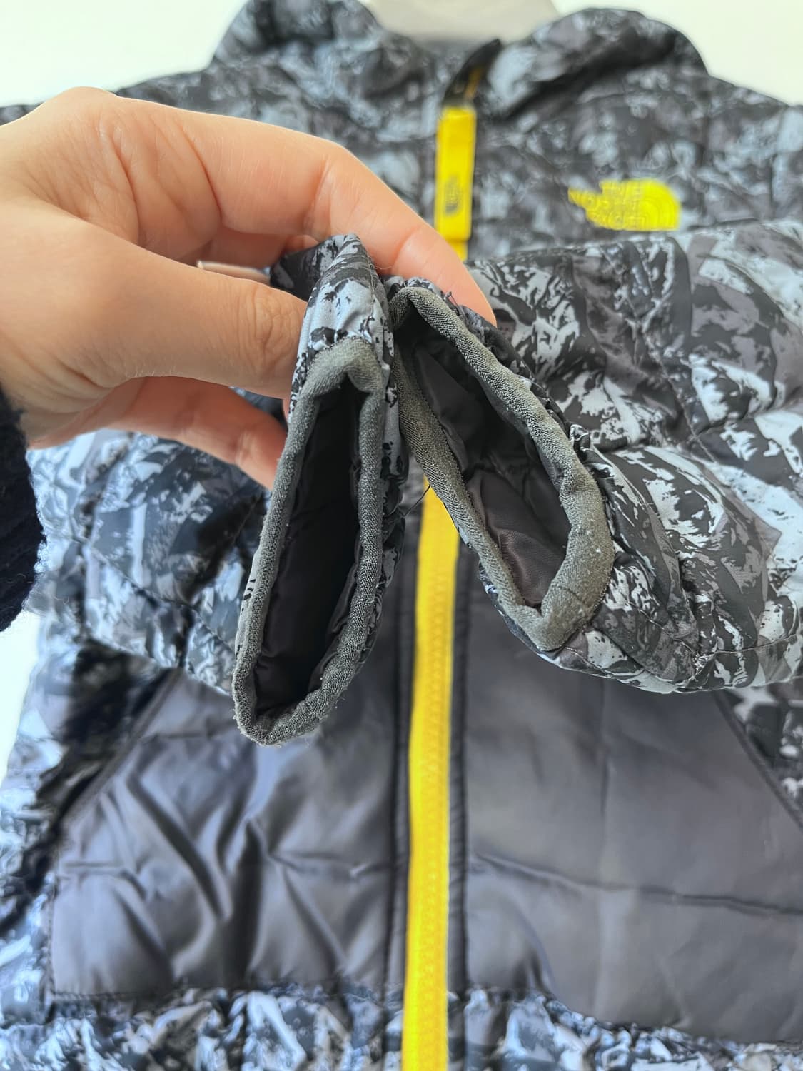 노스페이스 키즈 경량후드패딩 3T 상품이미지5