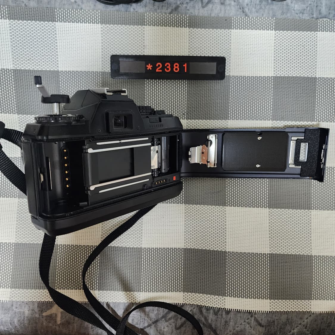 니콘 F-301 필름카메라 35-70mm 줌렌즈 상품이미지6