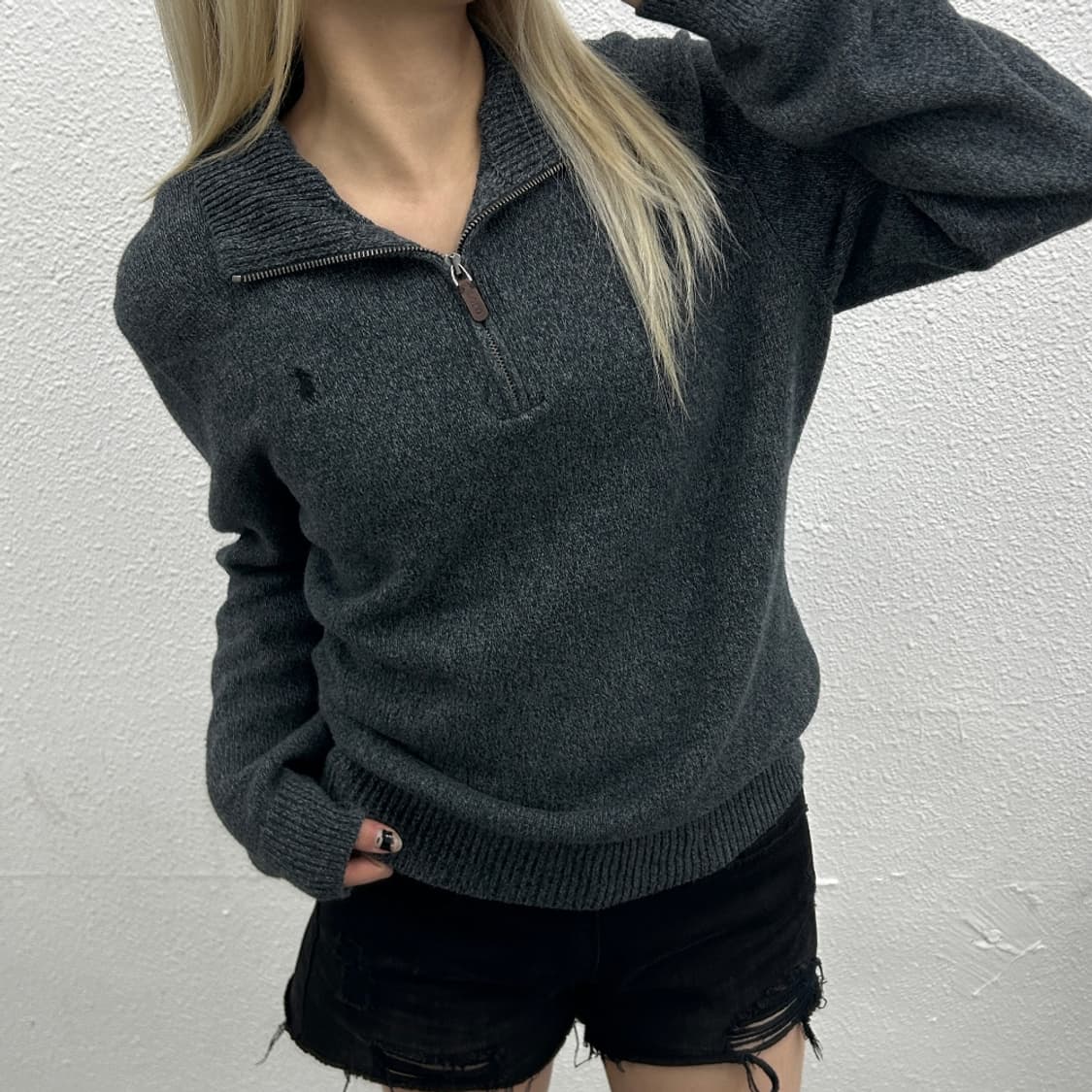 폴로 랄프로렌 블랙포니 차콜 니트 반집업 M 상품이미지1