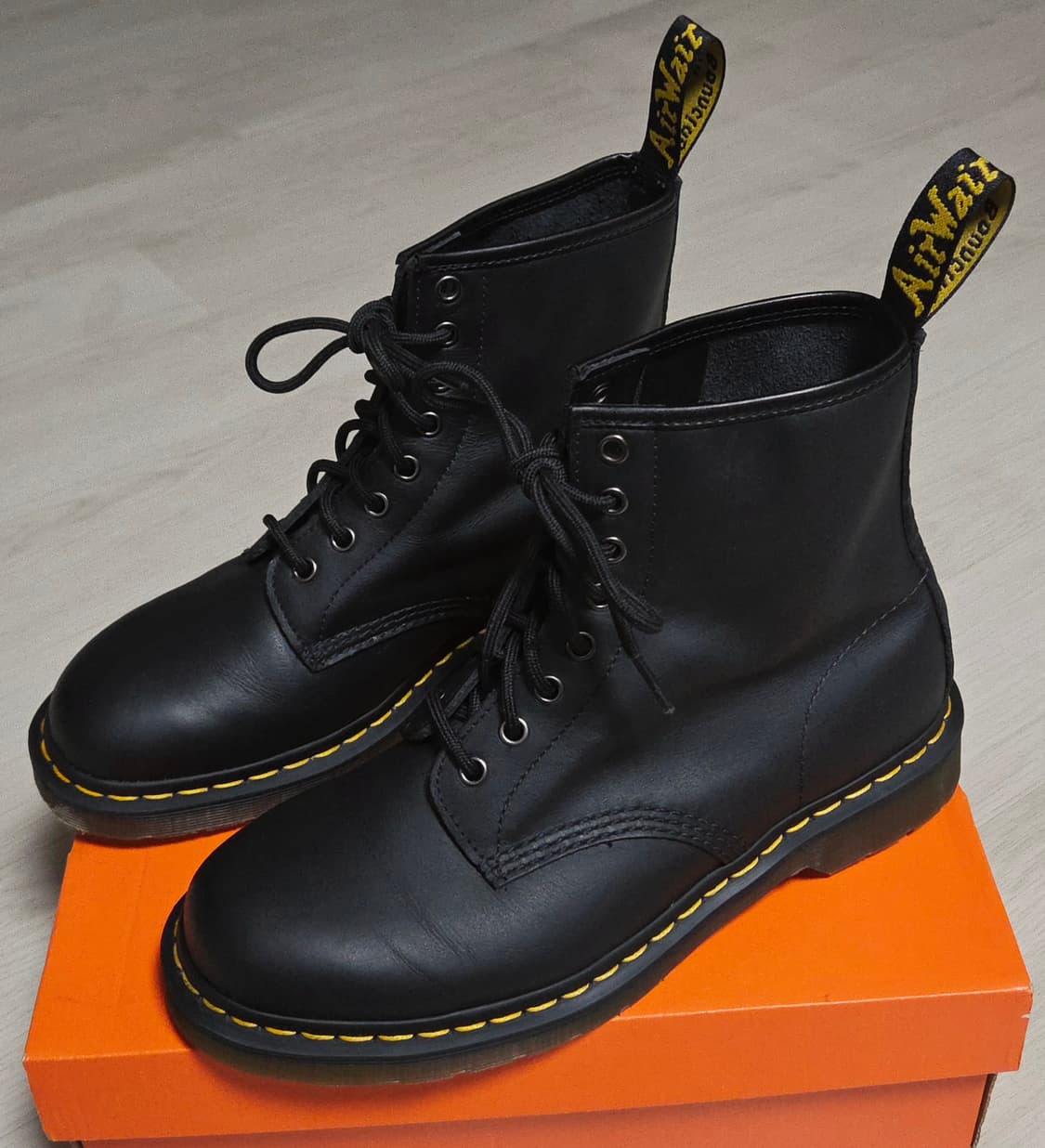 닥터마틴 1460 워커 부츠  상품이미지1