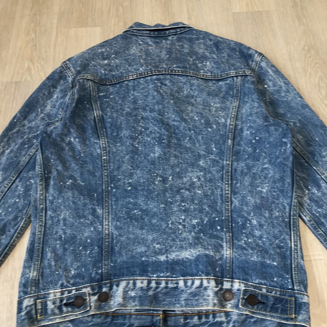 (M) 리바이스 Levi's 72334 연청 블리치드 디테일 데님 자켓 상품이미지10