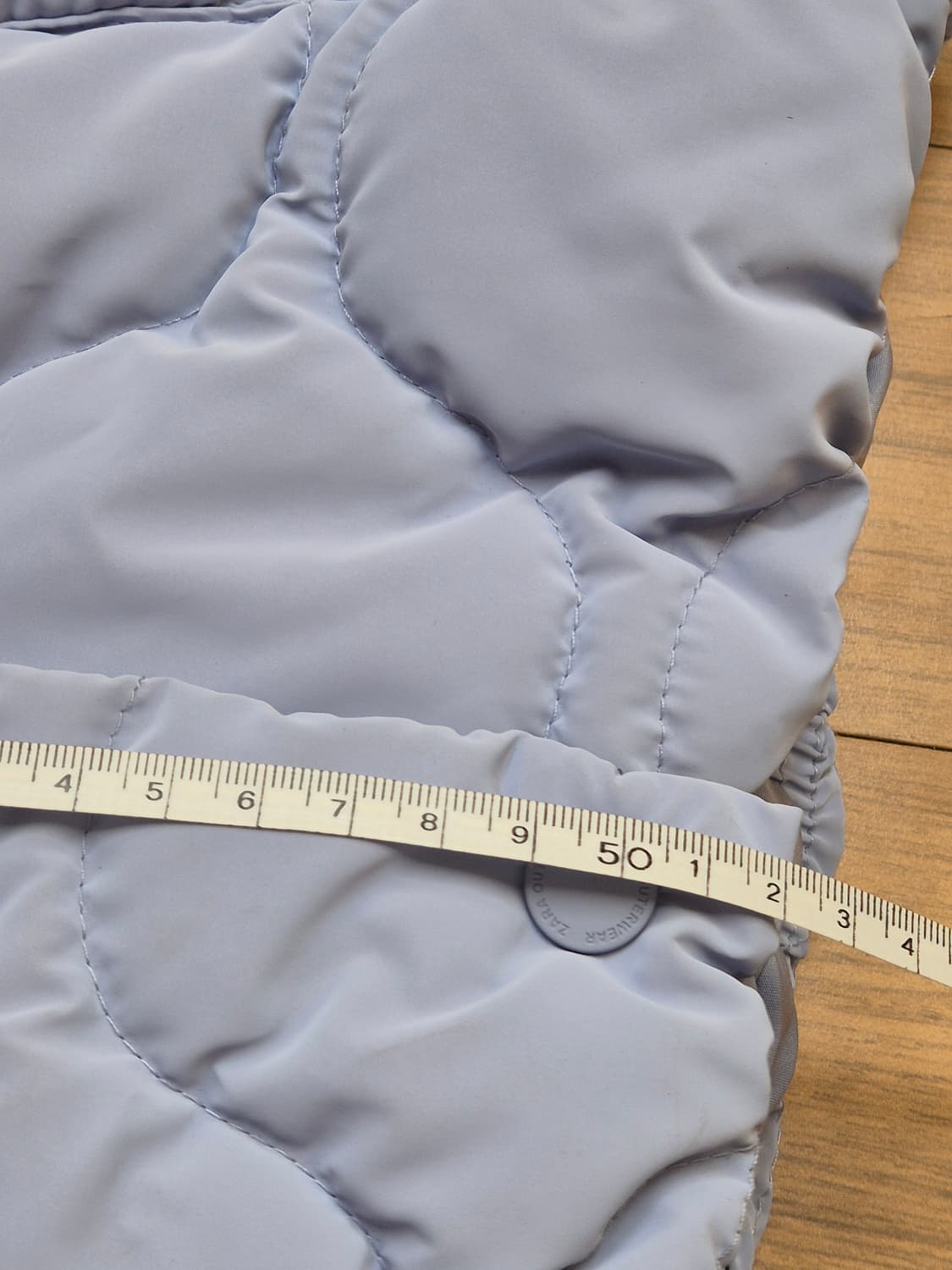 자라 여주니어 퀼팅 패딩 152cm입니다. 은은한 하늘색이라 어느 옷에도 상품이미지6