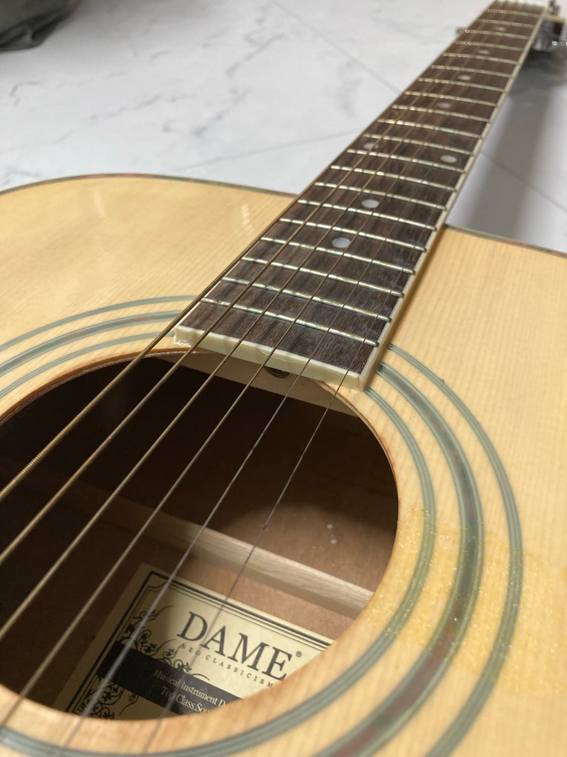 데임 릴리즈 70 통기타 + 껌픽업 상품이미지5