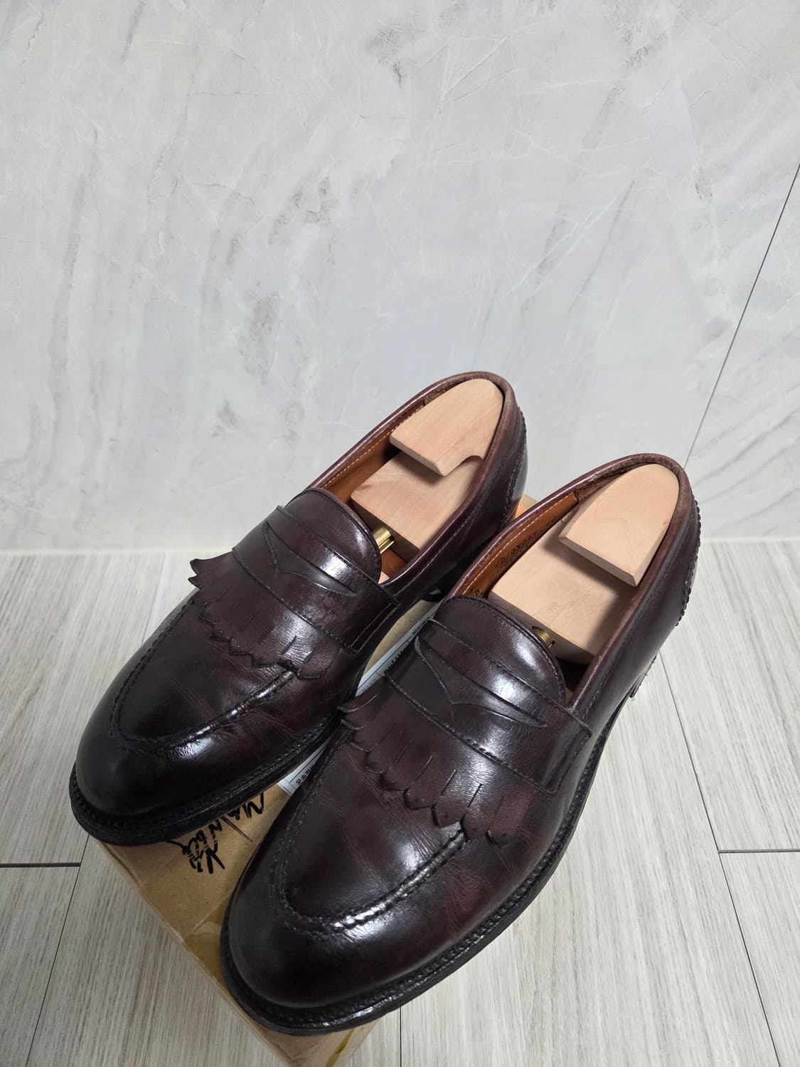 알든 로퍼 8d 유니페어 별주  상품이미지1