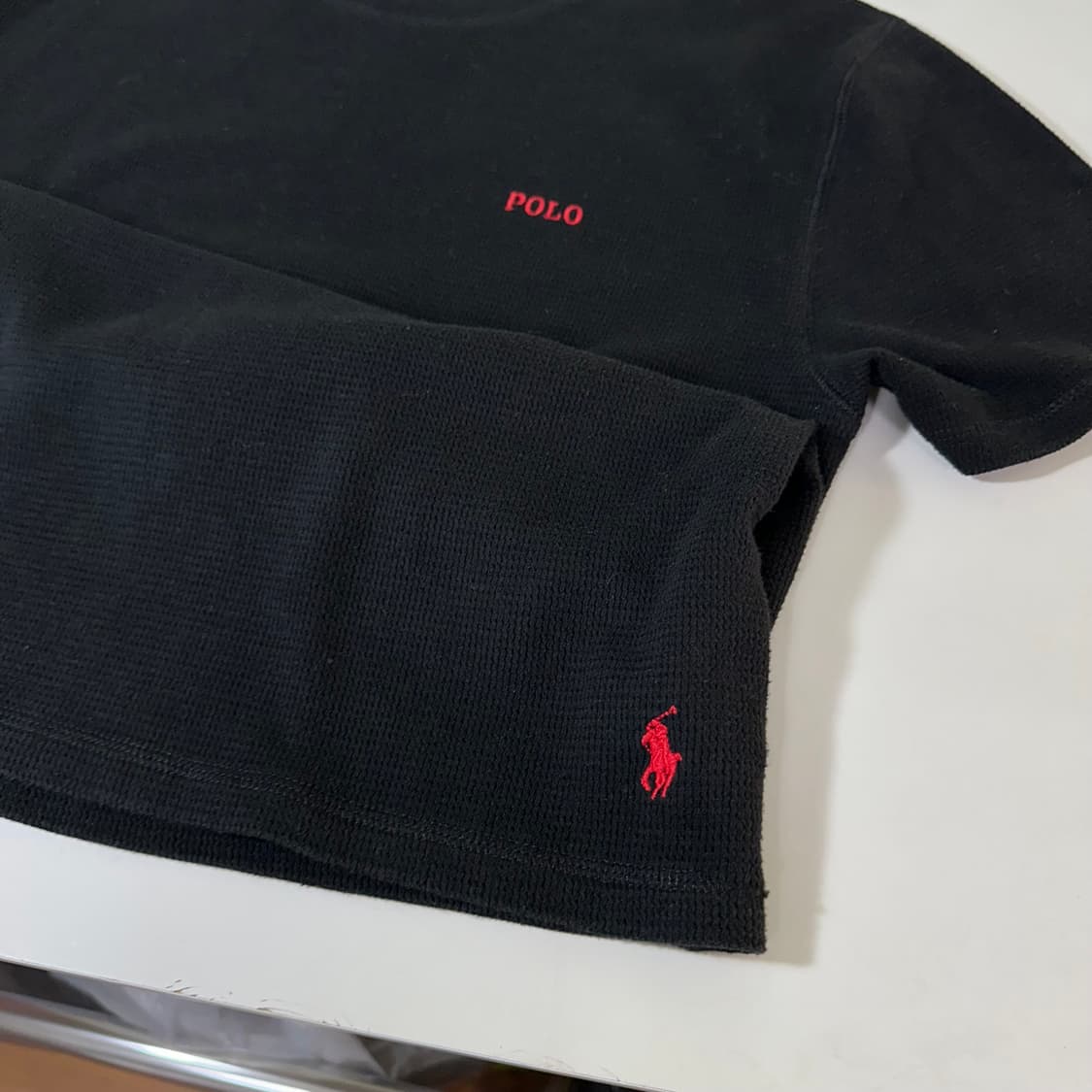L 폴로 랄프로렌 블랙 스펠링로고 와플코튼 반팔티 상품이미지1