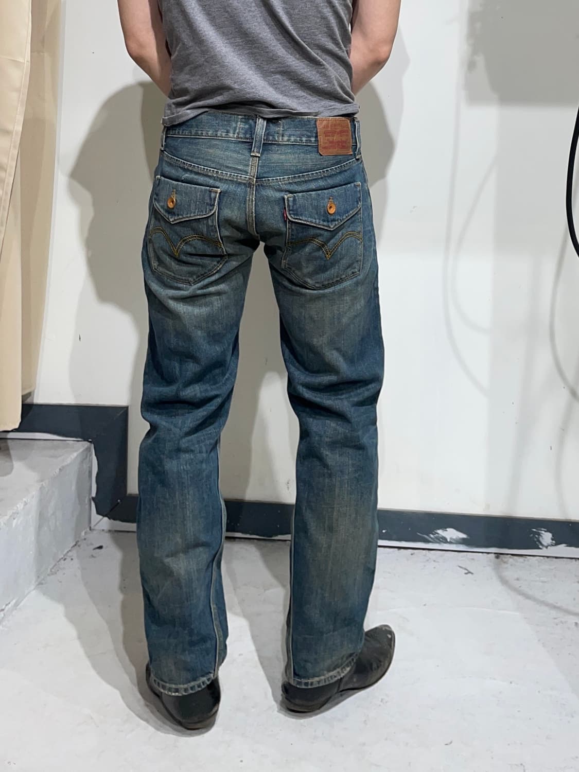 리바이스 멀티포켓 스트레이트핏 데님팬츠 상품이미지1