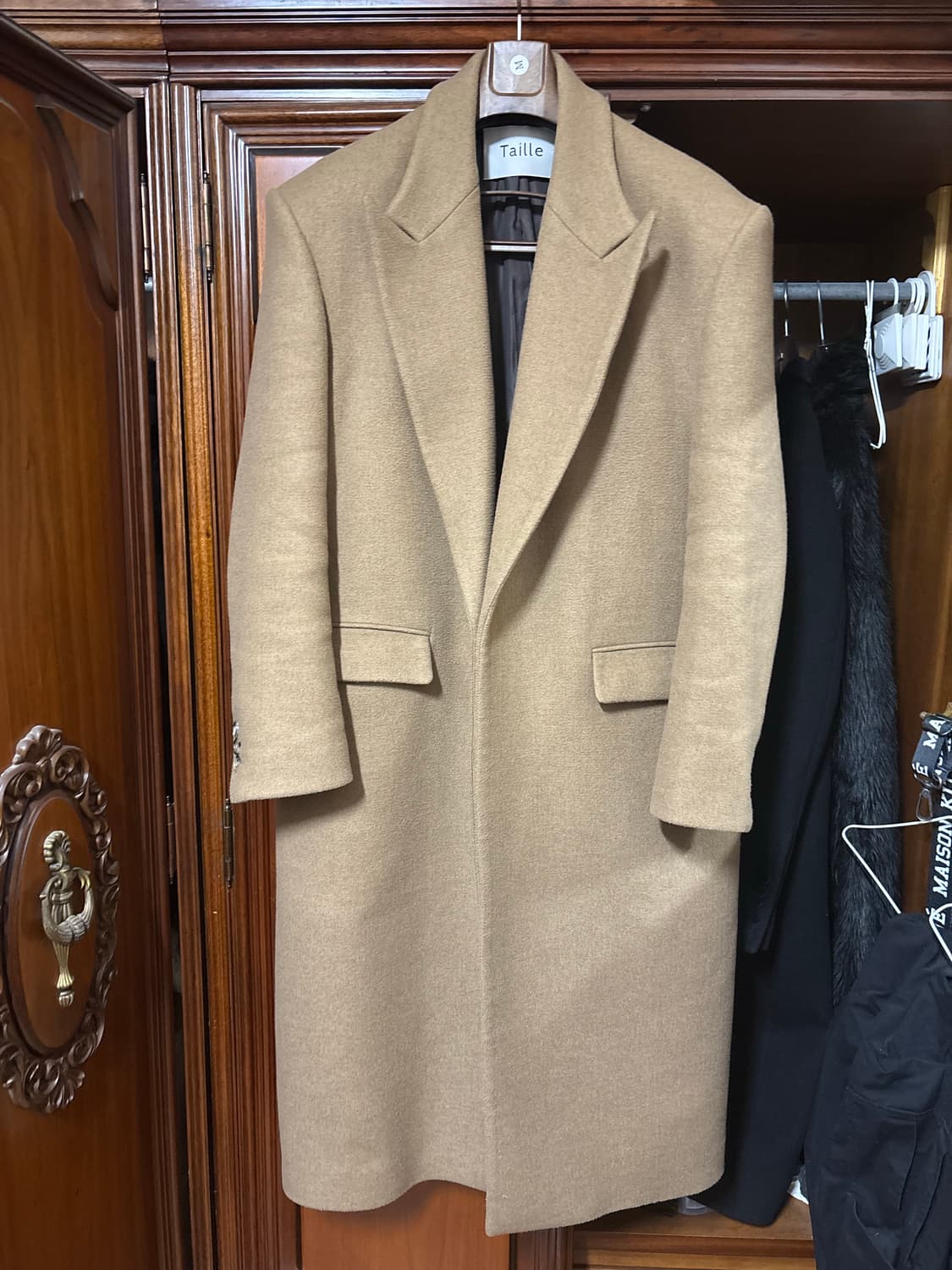 타일레 25fw /VAUBAN CONTOURED 로브 코트/ 베이지 상품이미지4