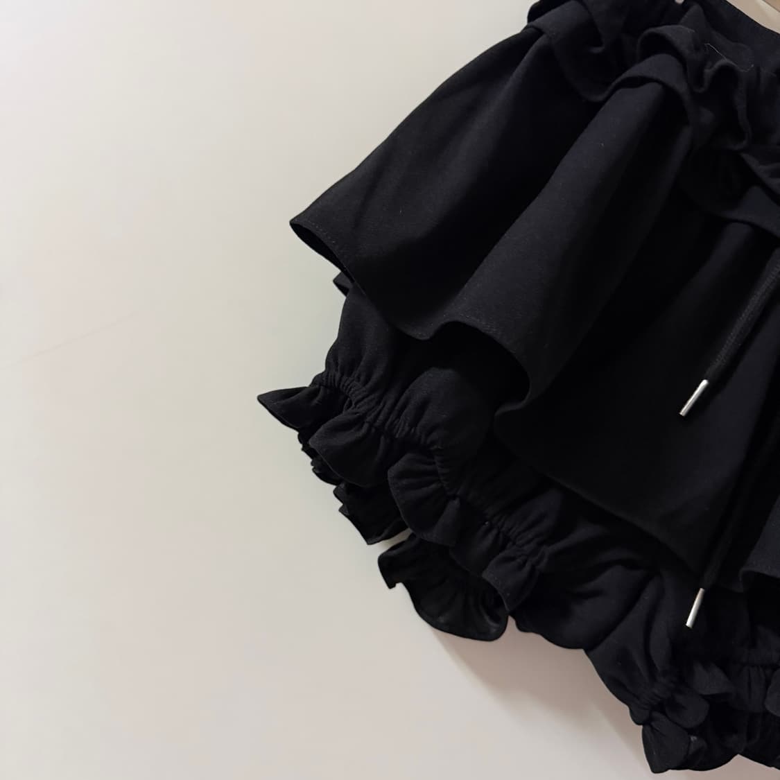 새상품 여자 프릴 치마바지 상품이미지2