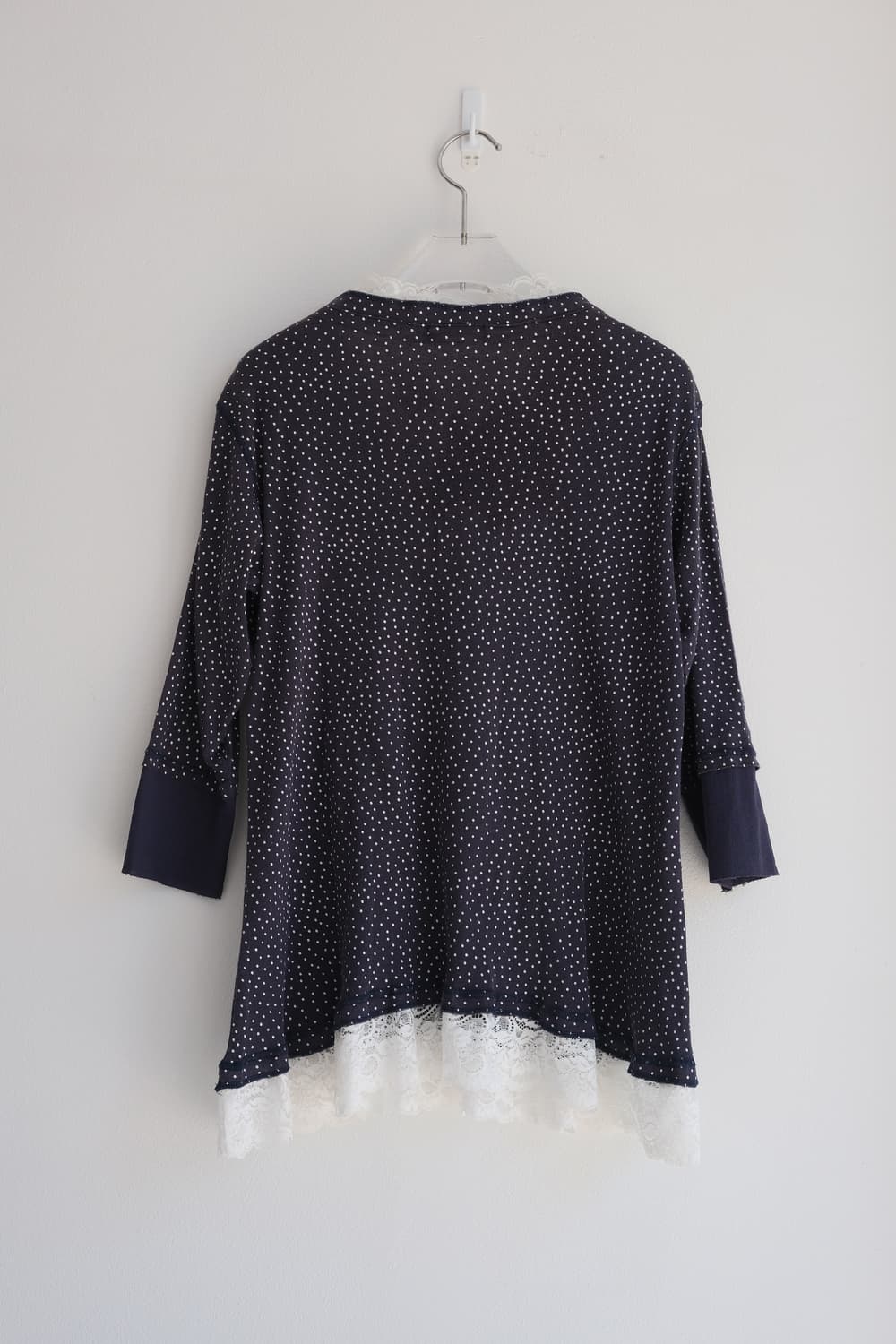 Lace & dot layered sleeve top 상품이미지8