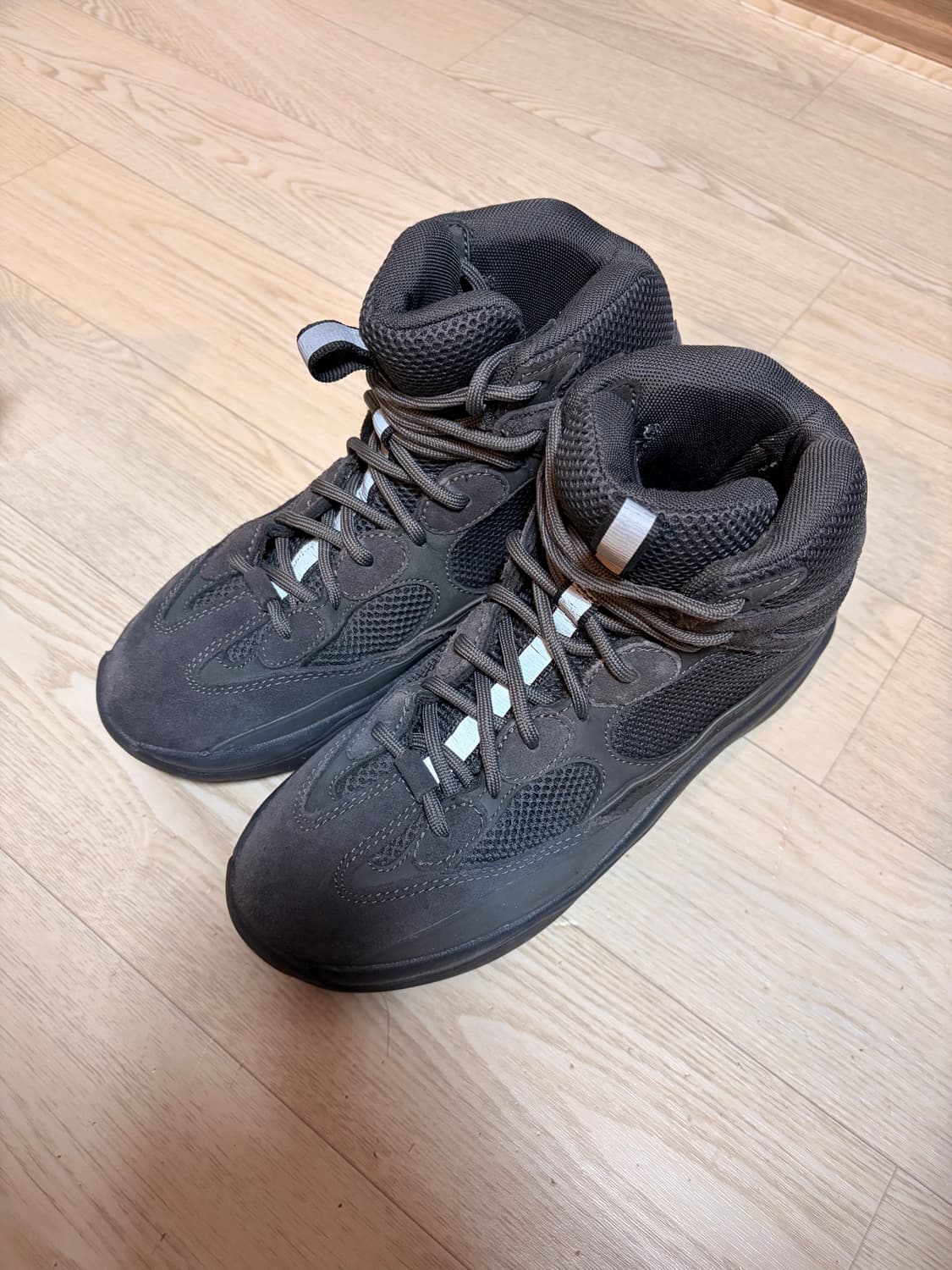 Yeezy 시즌6 데저트 부츠 상품이미지1