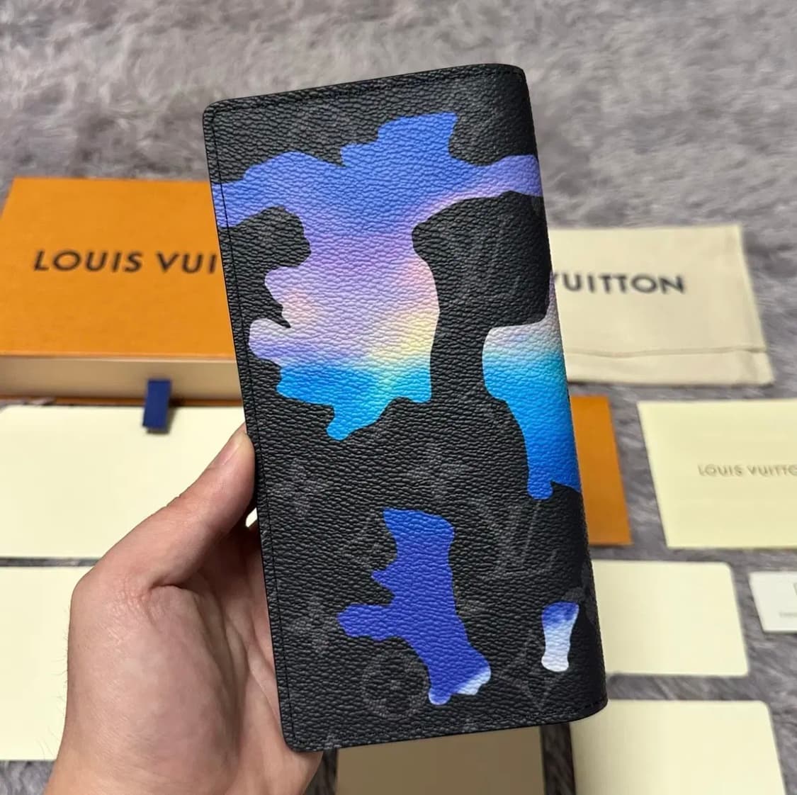 [한정판] 루이비통 이클립스 선라이즈 브라짜 월릿 장지갑 상품이미지2