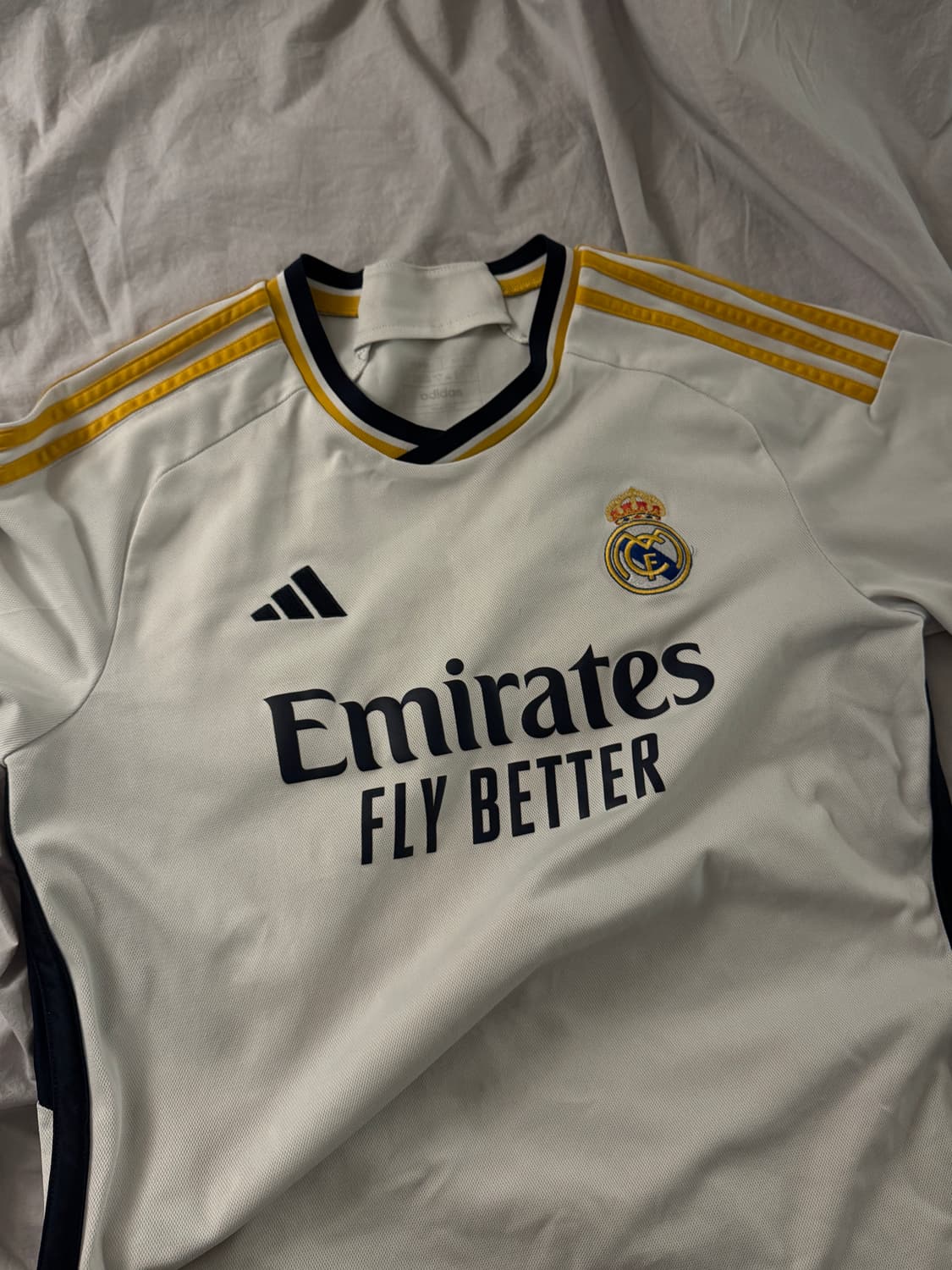 레알 마드리드 23-24 홈 유니폼 상품이미지3