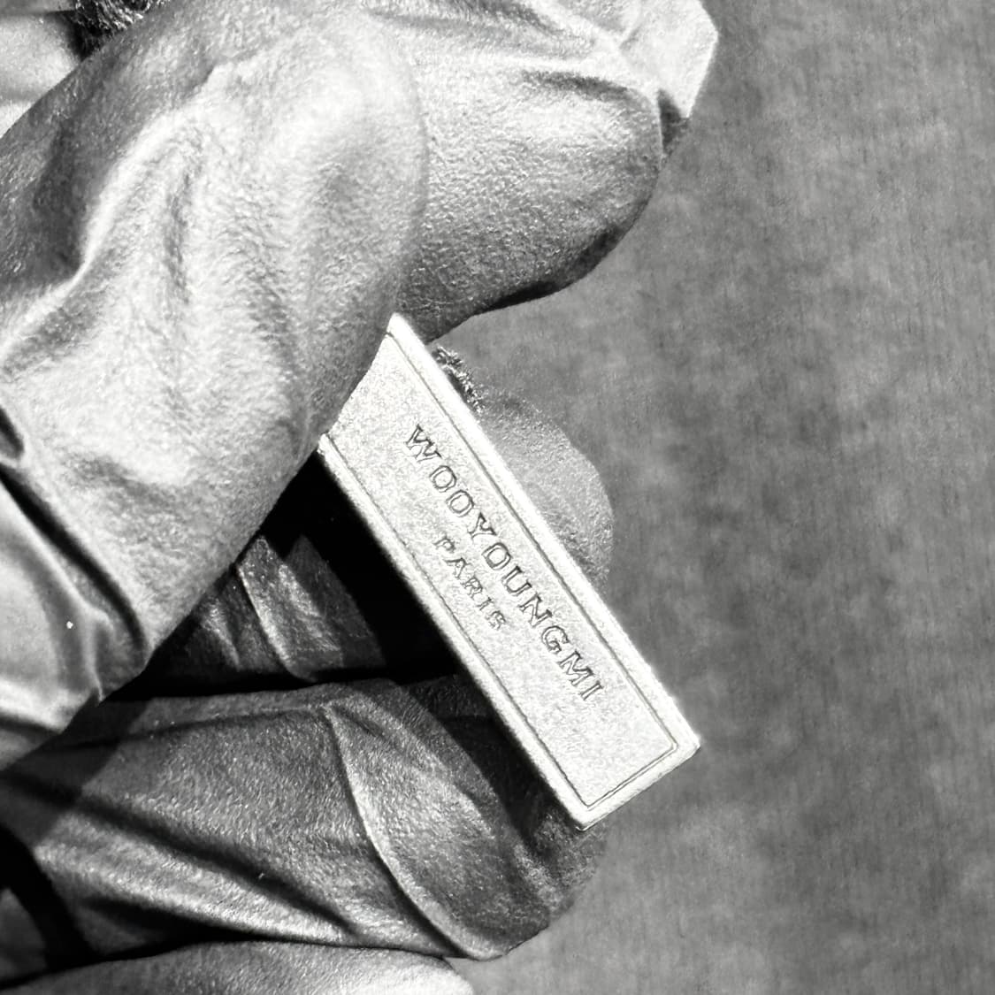 (105) 25FW 우영미 플라워 백로고 후드티 블랙 백화점판 상품이미지9