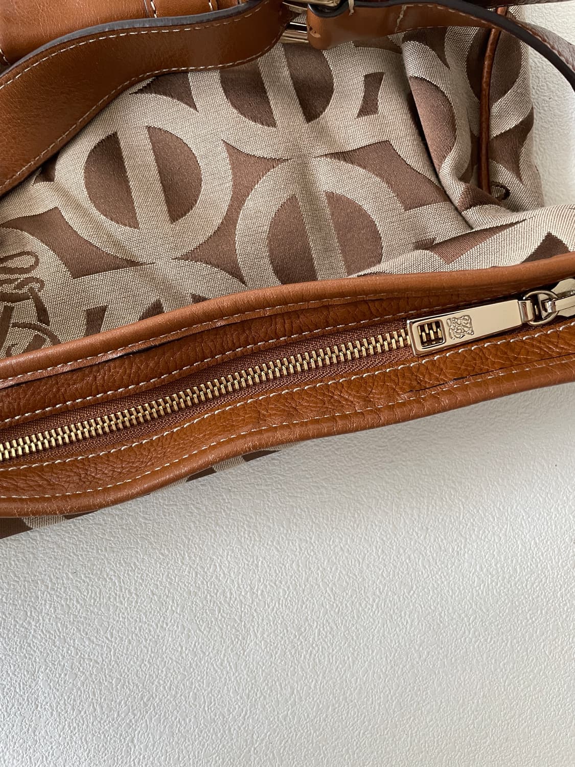 루이까또즈(Louisquatorze) 모노그램 숄더백 상품이미지6