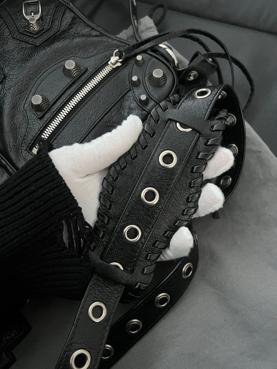 발렌시아가 르카골 아레나 크로스백 상품이미지5