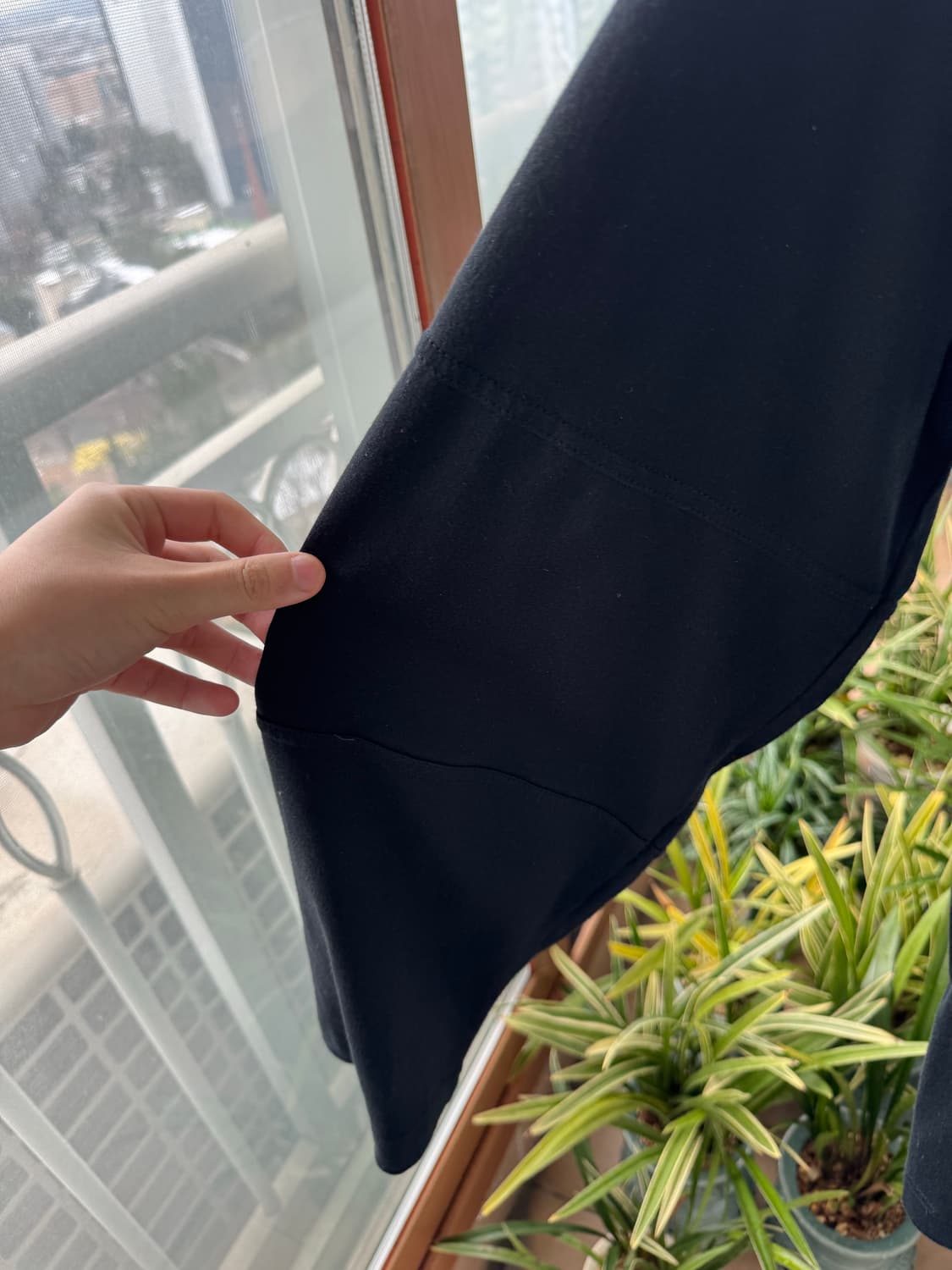 크리스토퍼 네메스 롱슬리브 108 트위스트 로프 블랙 M 상품이미지3