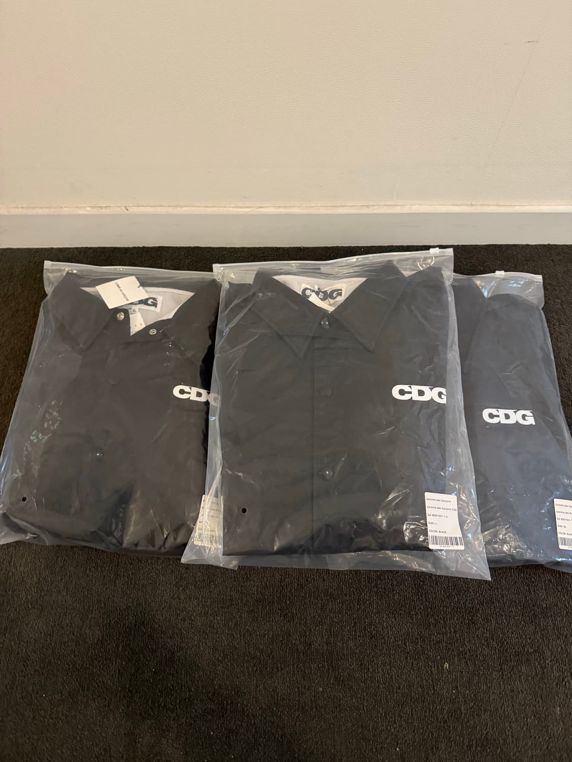 [새상품-L/XL]꼼데가르송 CDG 코치 자켓5 블랙 상품이미지2