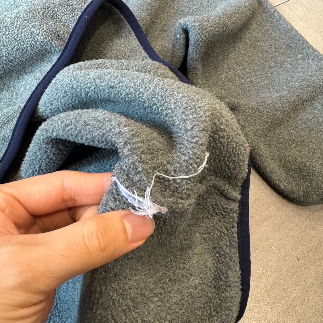 파타고니아 정품 신칠라 그레이 니켈 스냅티  상품이미지6