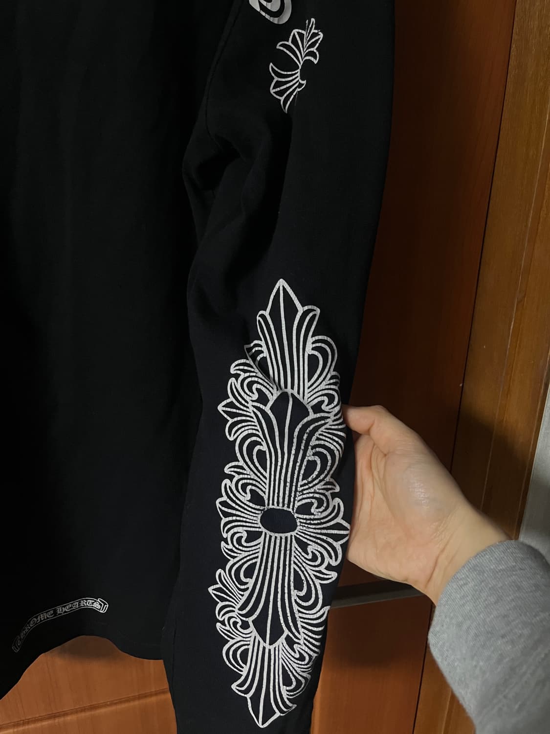 크롬하츠 홀스슈 플로랄 롱슬리브 xl 상품이미지5