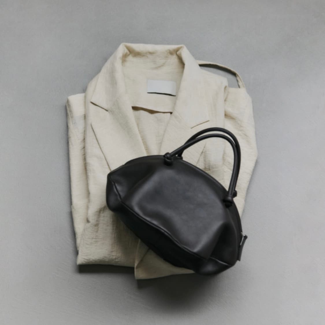 hyyet 휘에트 Citta tote bag Black 상품이미지3