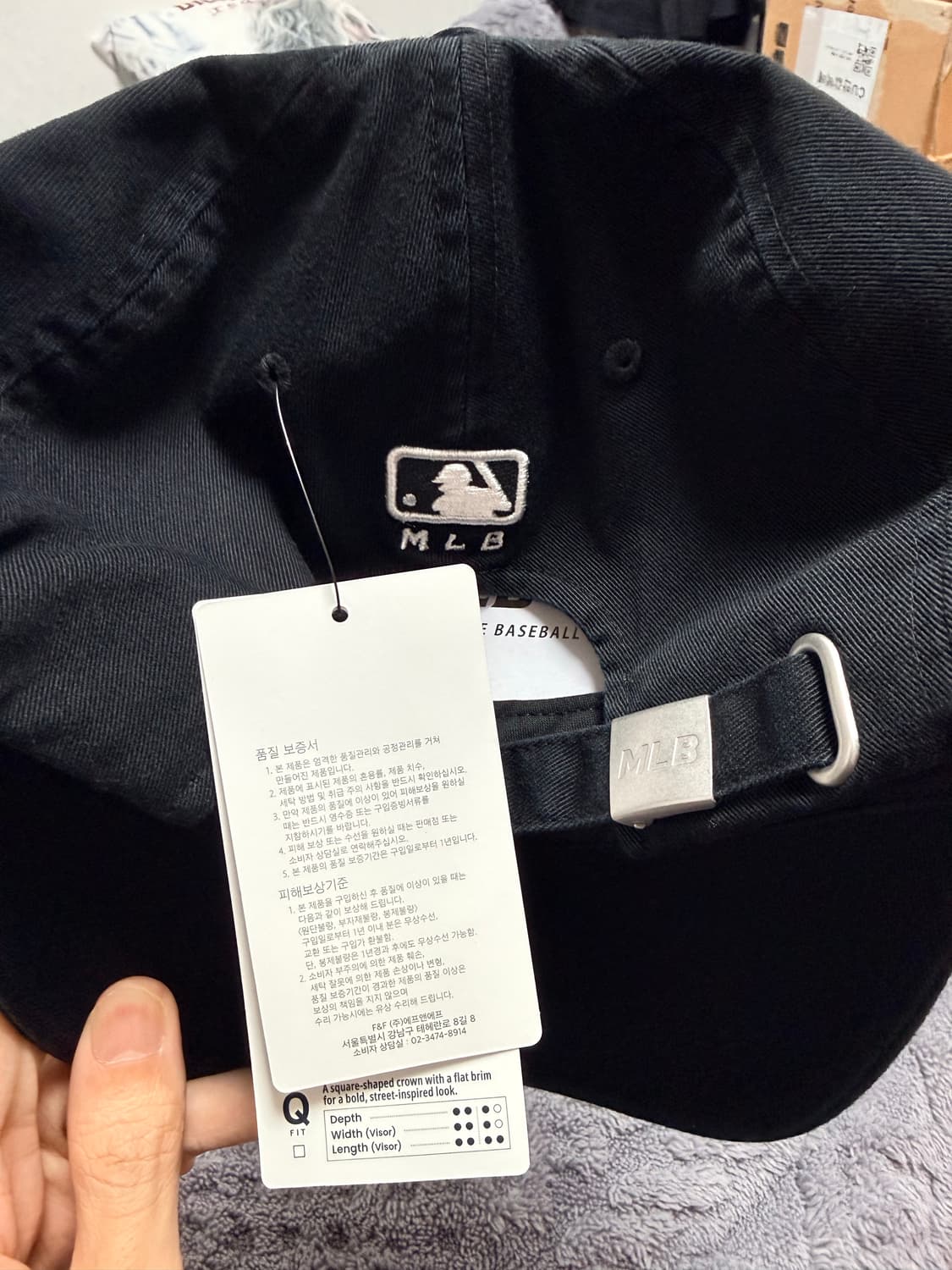 mlb 카리나 에디션 v2 블랙 모자 팝니다(새상품) 상품이미지4