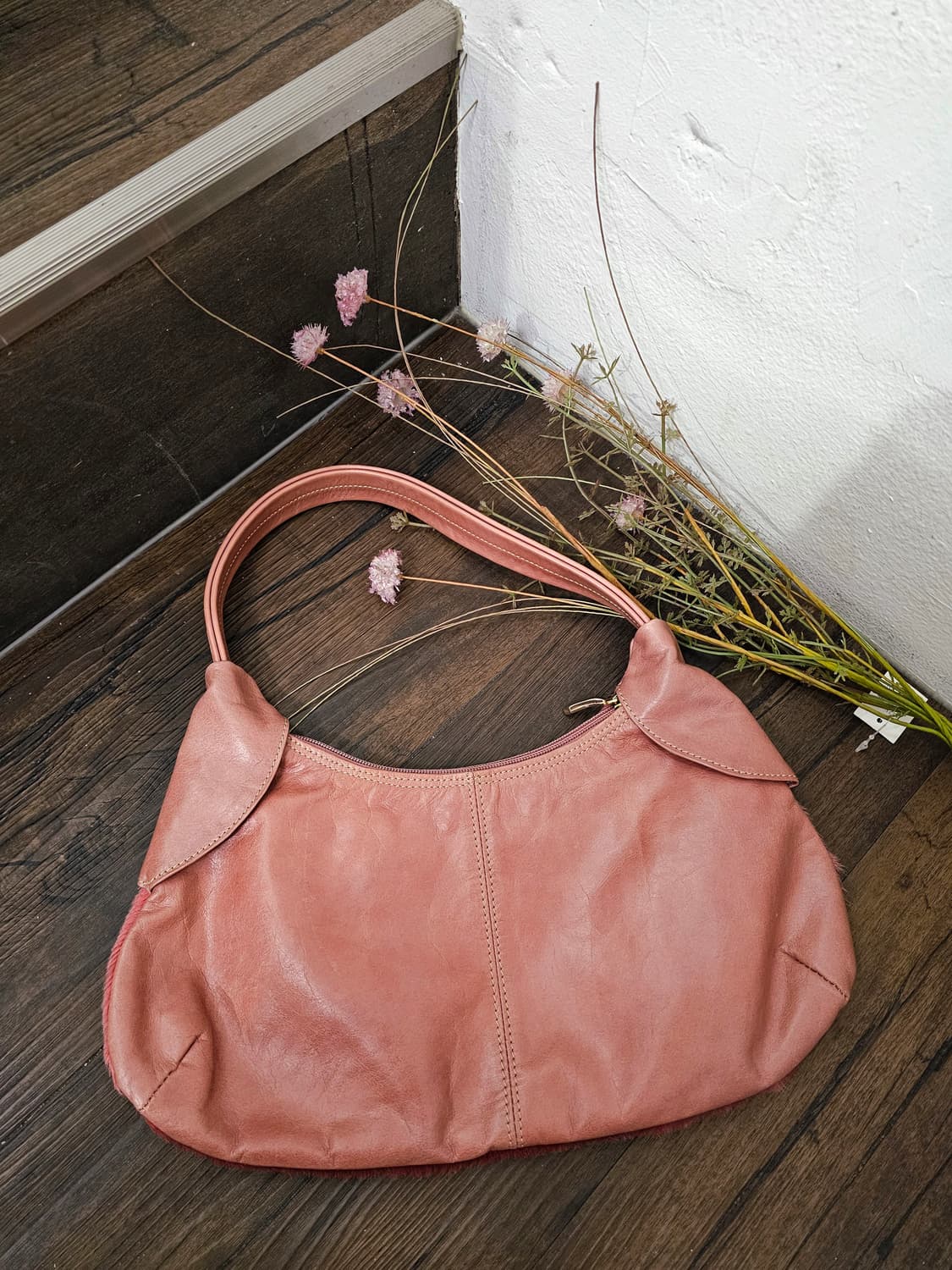 핑크 송치 레더 숄더백 상품이미지4